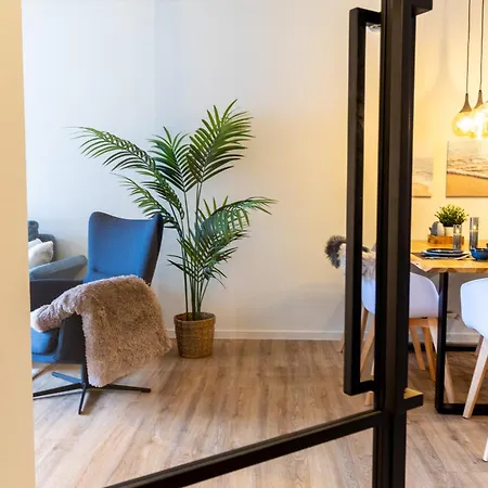 Seestrasse 8/8 Apartment *