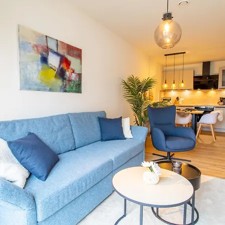 Apartment Seestrasse 8/8 *