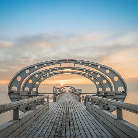 Dock 8 - Balkon, Sauna, Strandnah, Komfort Fuer Ganze Familie Kellenhusen