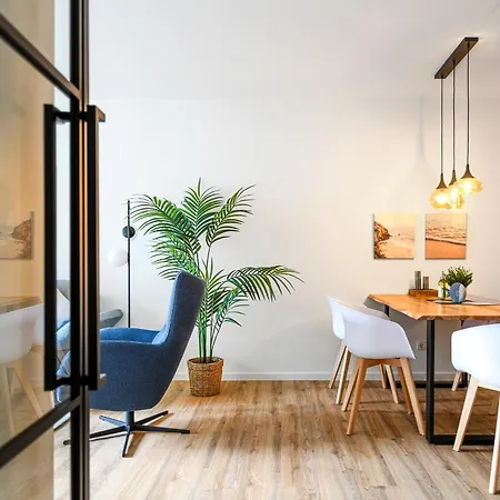 Dock 8 - Balkon, Sauna, Strandnah, Komfort Fuer Ganze Familie